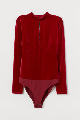 body rouge look de fêtes